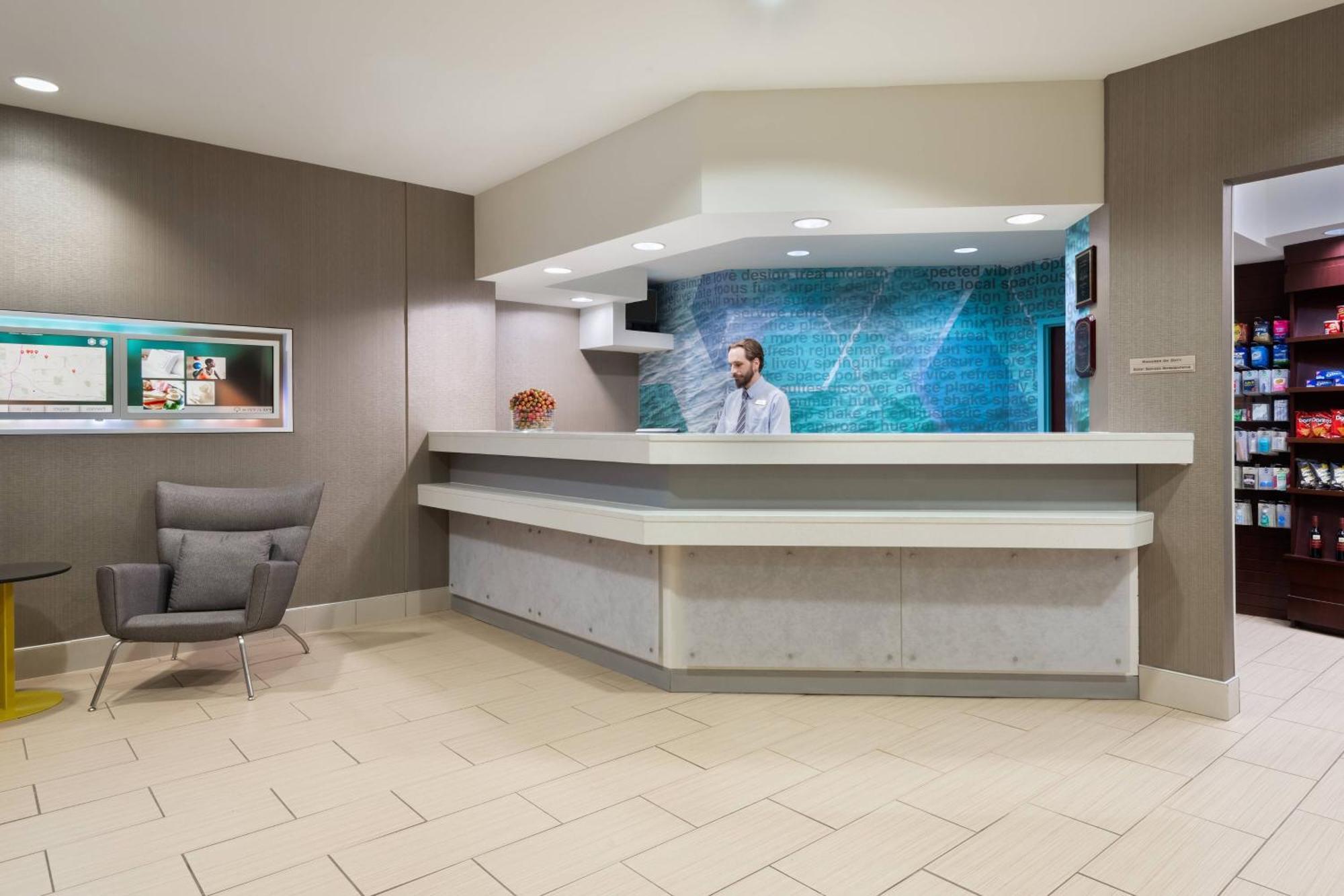 Springhill Suites By Marriott Cleveland Solon Exterior photo
