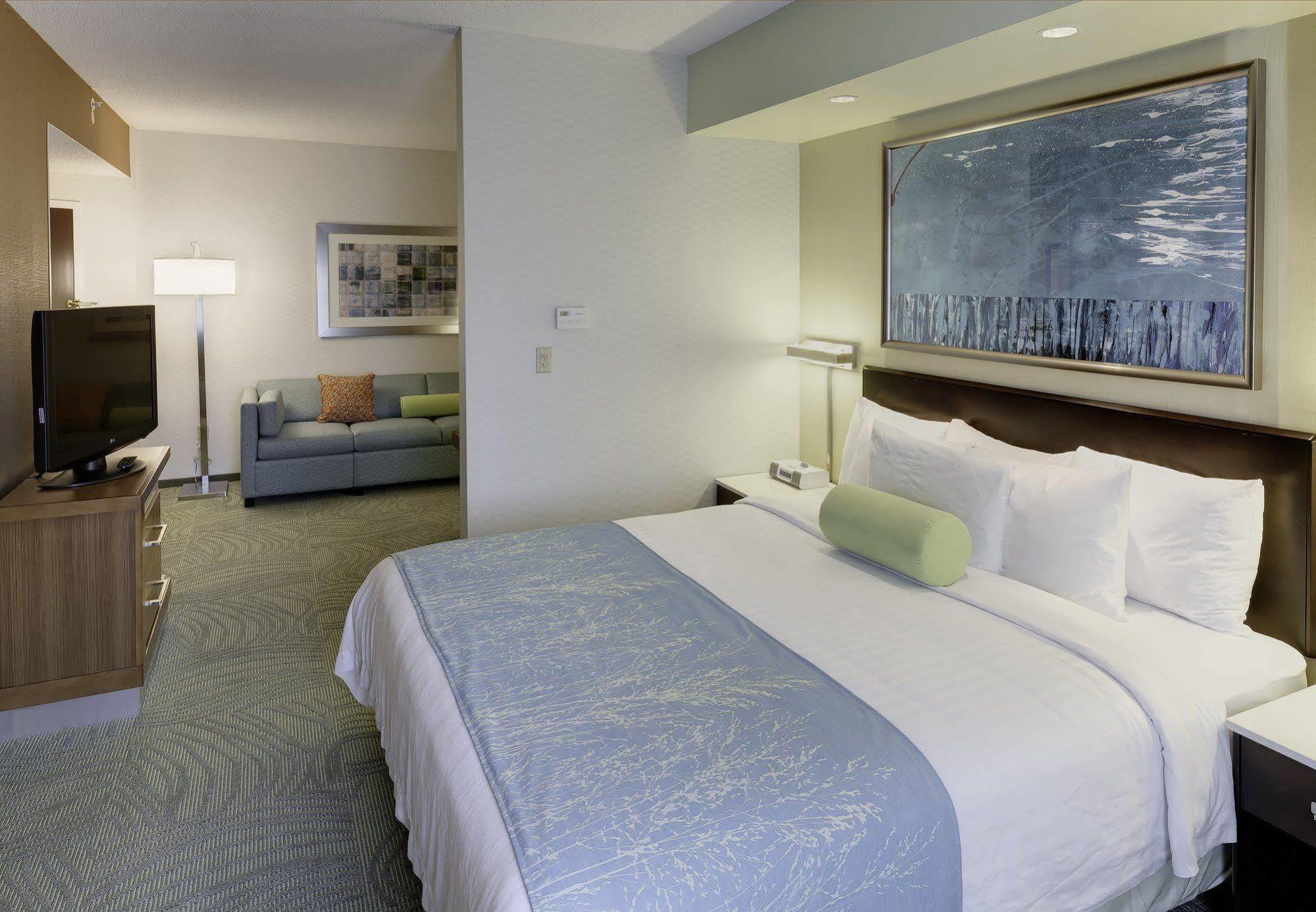 Springhill Suites By Marriott Cleveland Solon Exterior photo