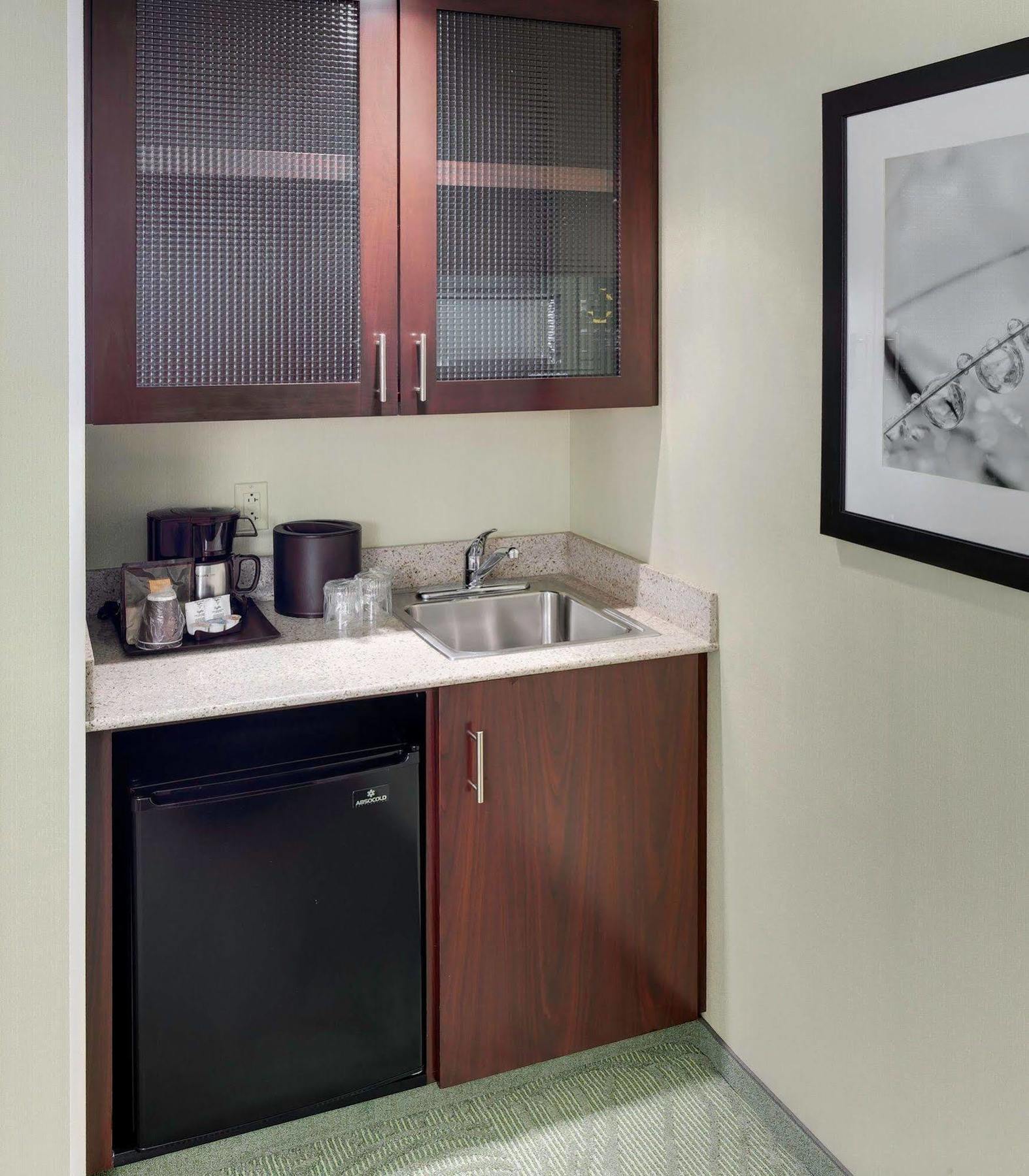 Springhill Suites By Marriott Cleveland Solon Exterior photo